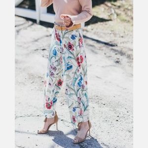 Ann Taylor Wide Leg Crop Pant Floral size 2